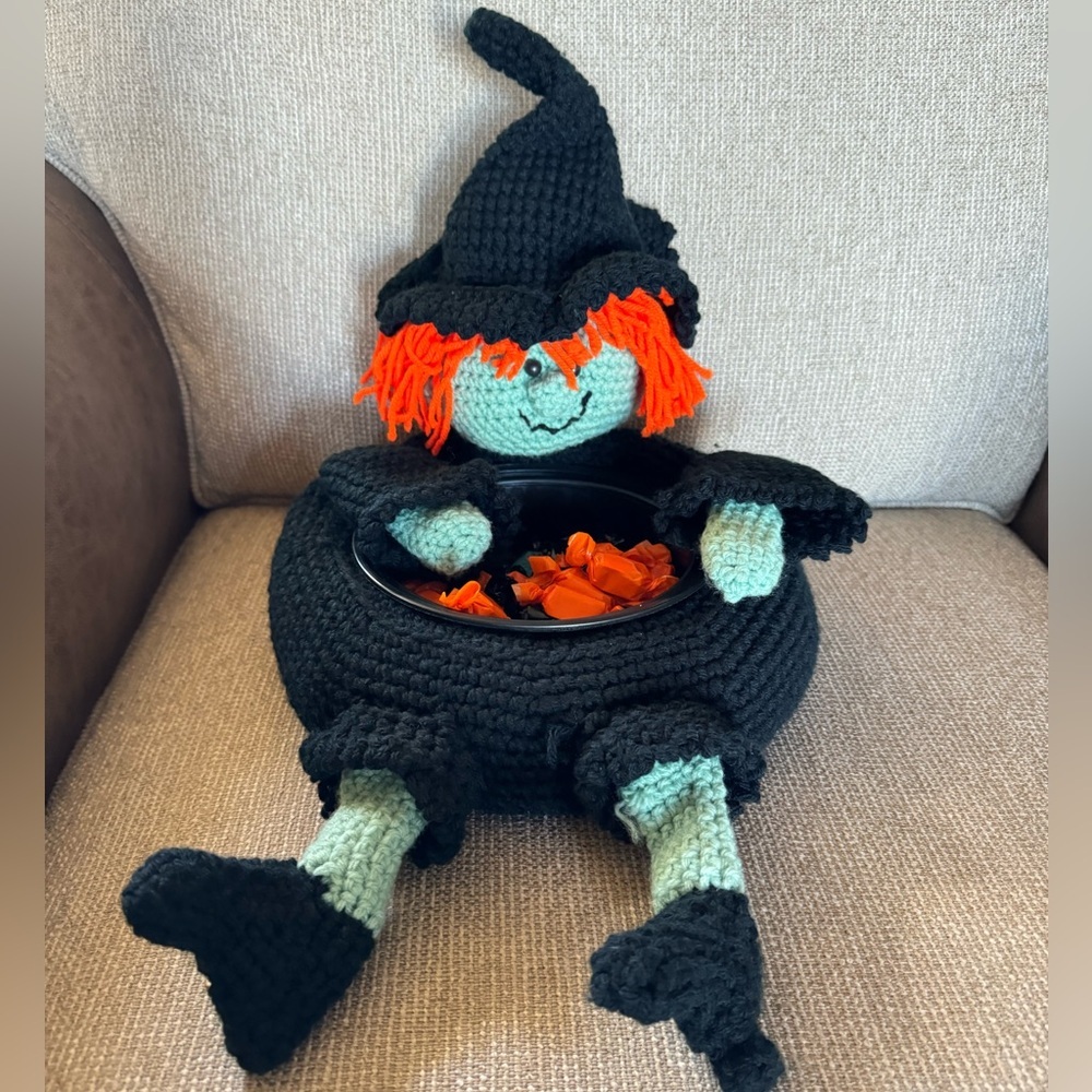 Crochet Witch Candy Holder‎